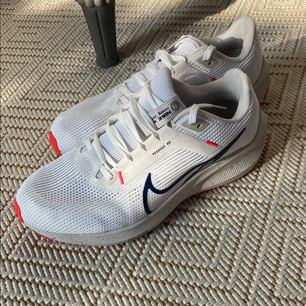 Nike Men’s White and Red Running Shoes